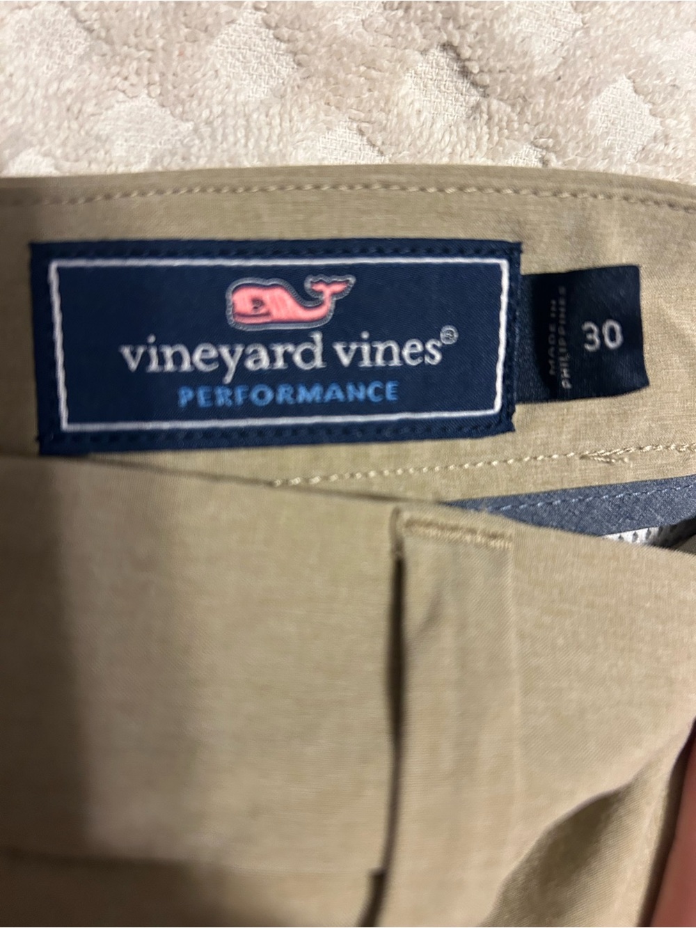 Vineyard Vines Performance Shorts Set of 3 size 30 - Picture 5 of 9